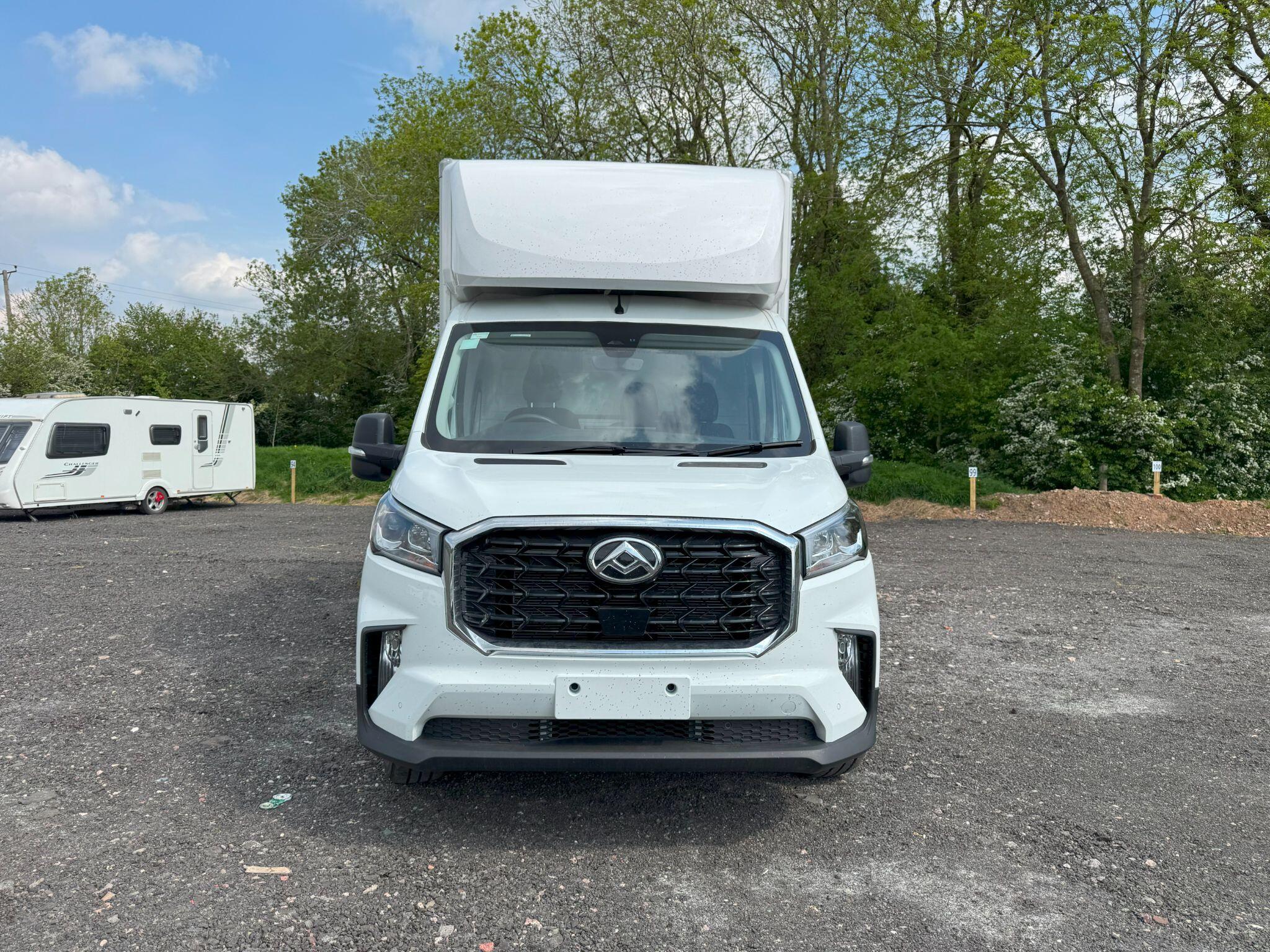 MAXUS Deliver 9 2.0l 150ps L3 Diesel RWD 4.1m Luton