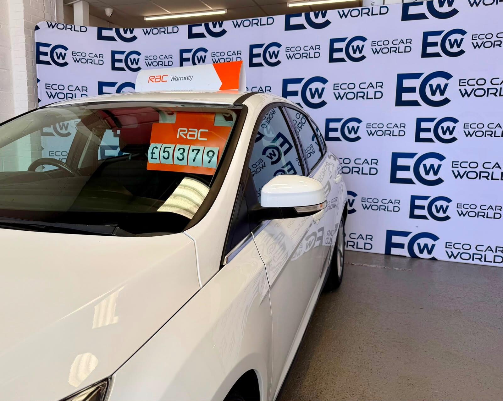Ford Focus - photo 11