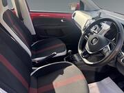 2017 Volkswagen up! 1.0 High up! Euro 6 (s/s) 5dr - Image 17