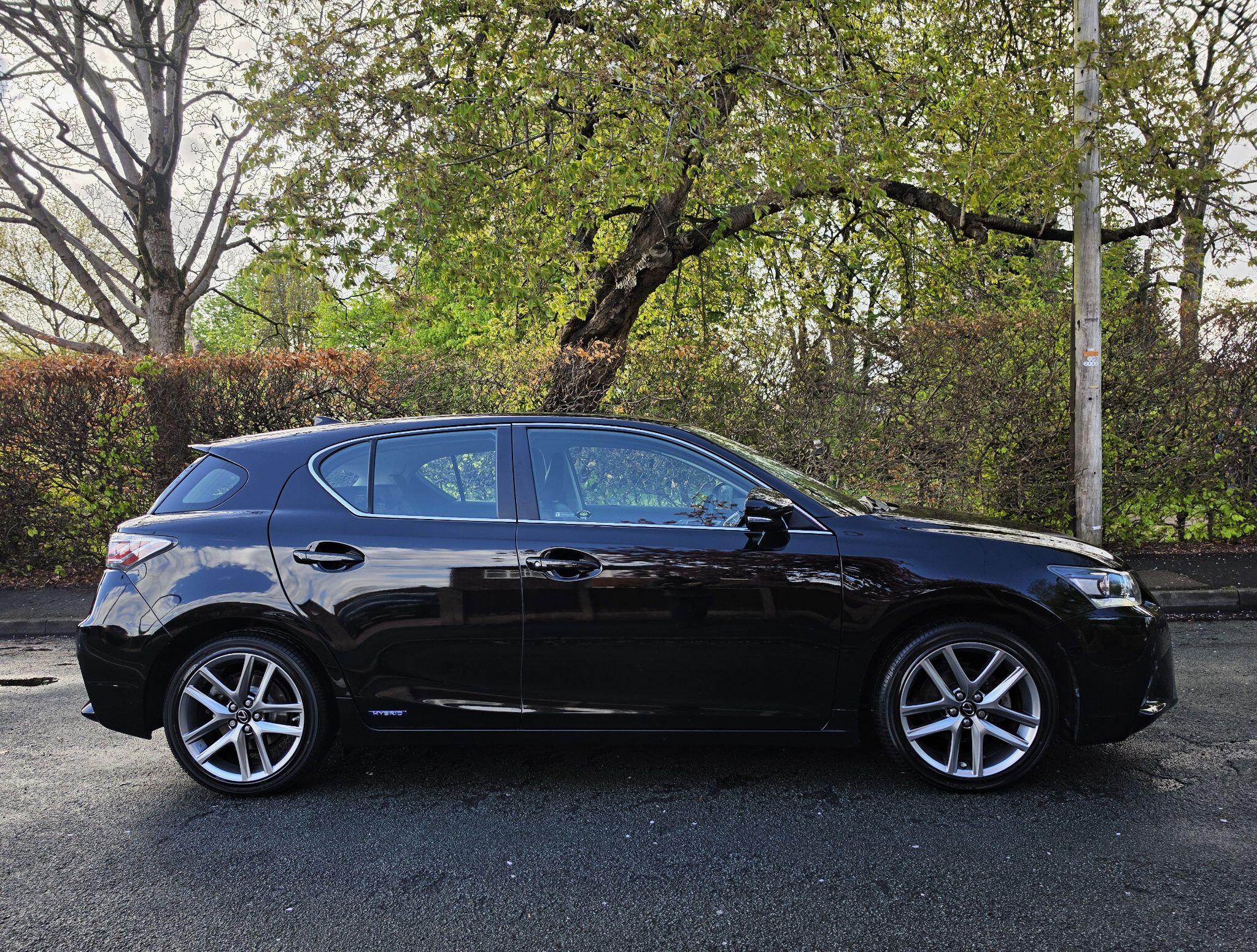 2017 Lexus CT 1.8 200h Executive Edition CVT Euro 6 (s/s) 5dr