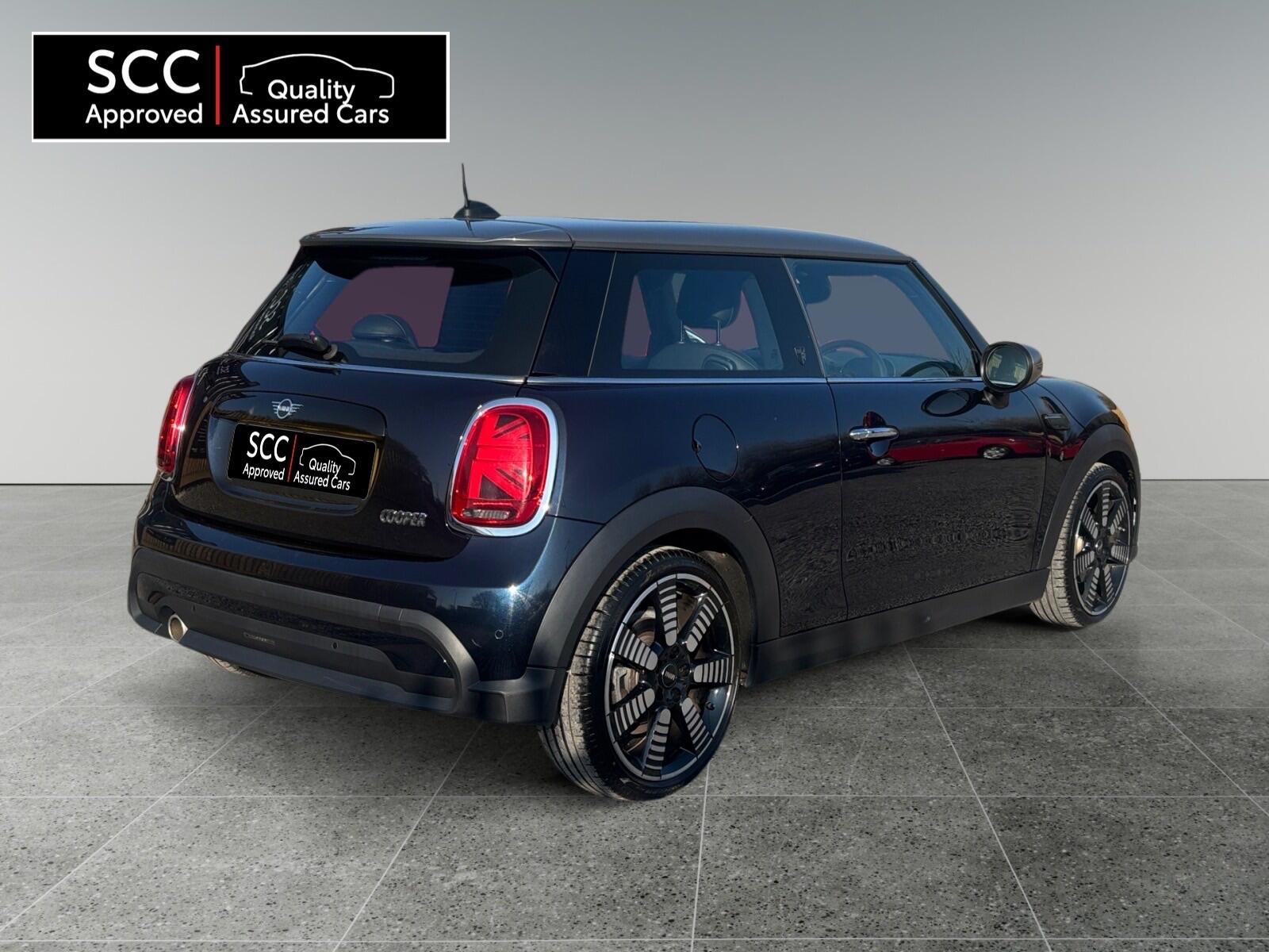 2023 MINI Hatch 1.5 Cooper Exclusive Steptronic Euro 6 (s/s) 3dr