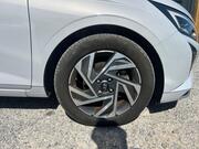 2024 Hyundai i20 1.0 T-GDi Advance Hatchback 5dr Petrol DCT Euro 6 (s/s) (100 ps) - Image 14