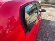 2017 Volkswagen up! 1.0 High up! Euro 6 (s/s) 5dr - Image 15
