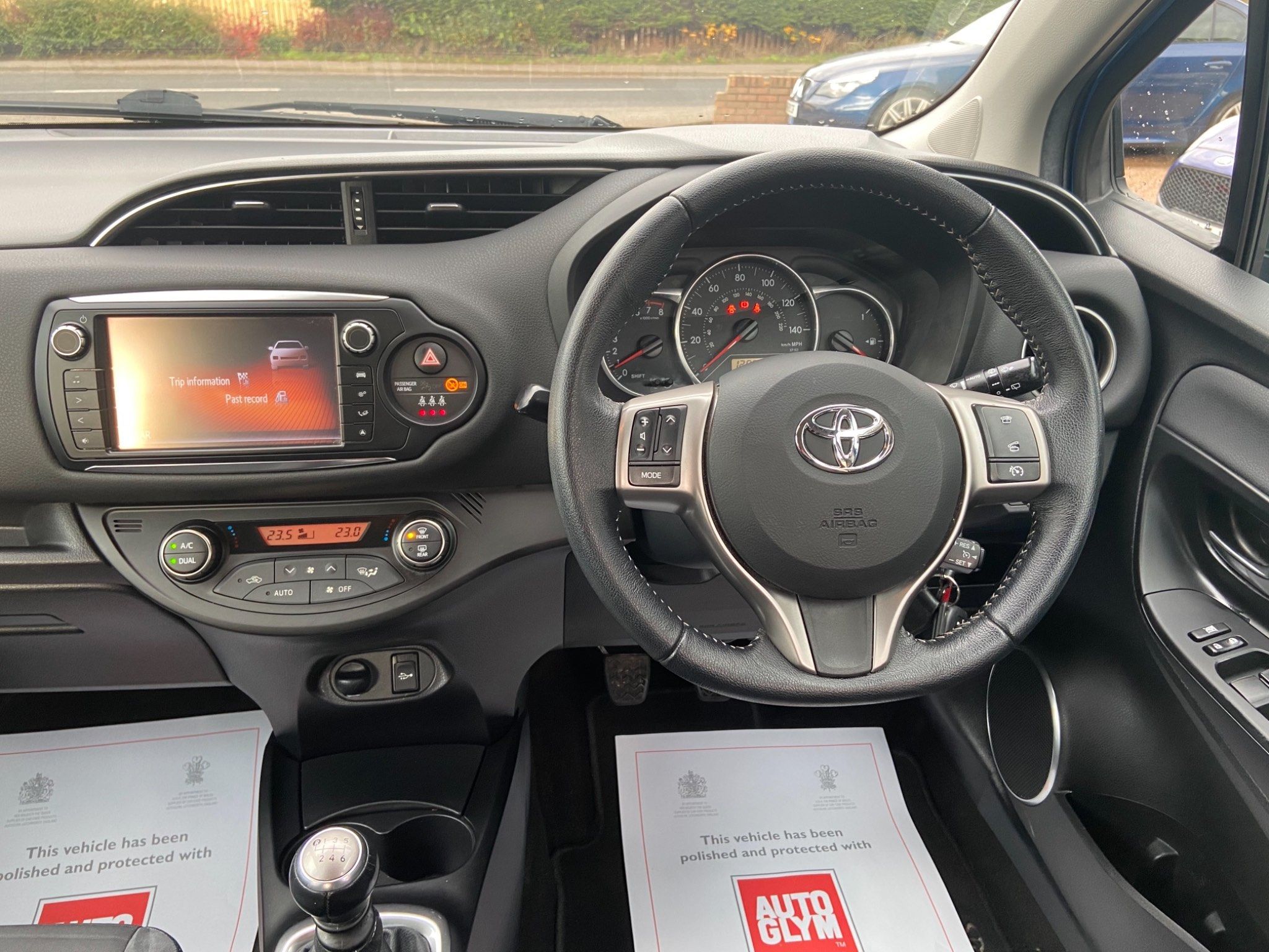 Used Toyota Yaris for sale