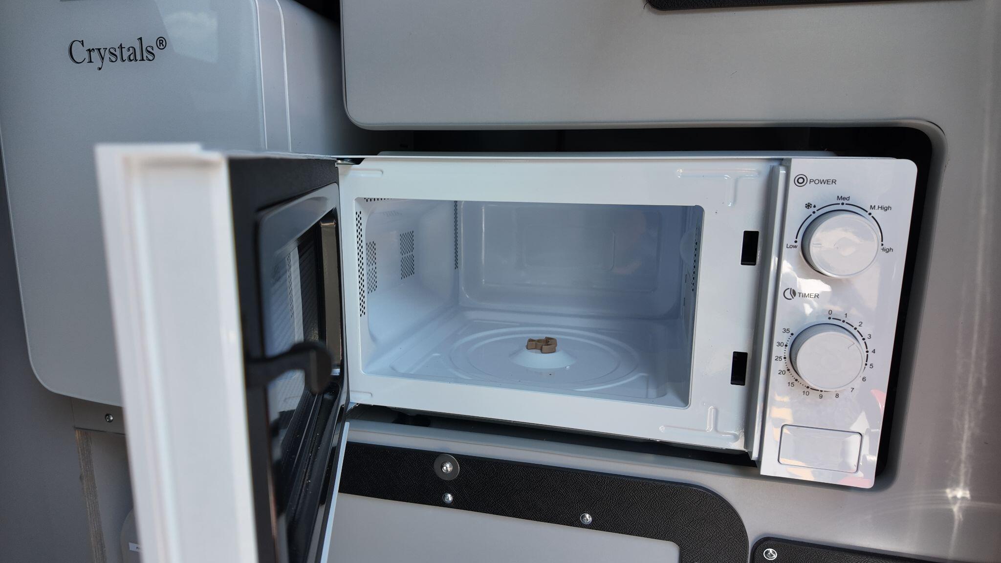 MAXUS Deliver 9 2.0 D20 FWD L3 H2 Euro 6 (s/s) 5dr