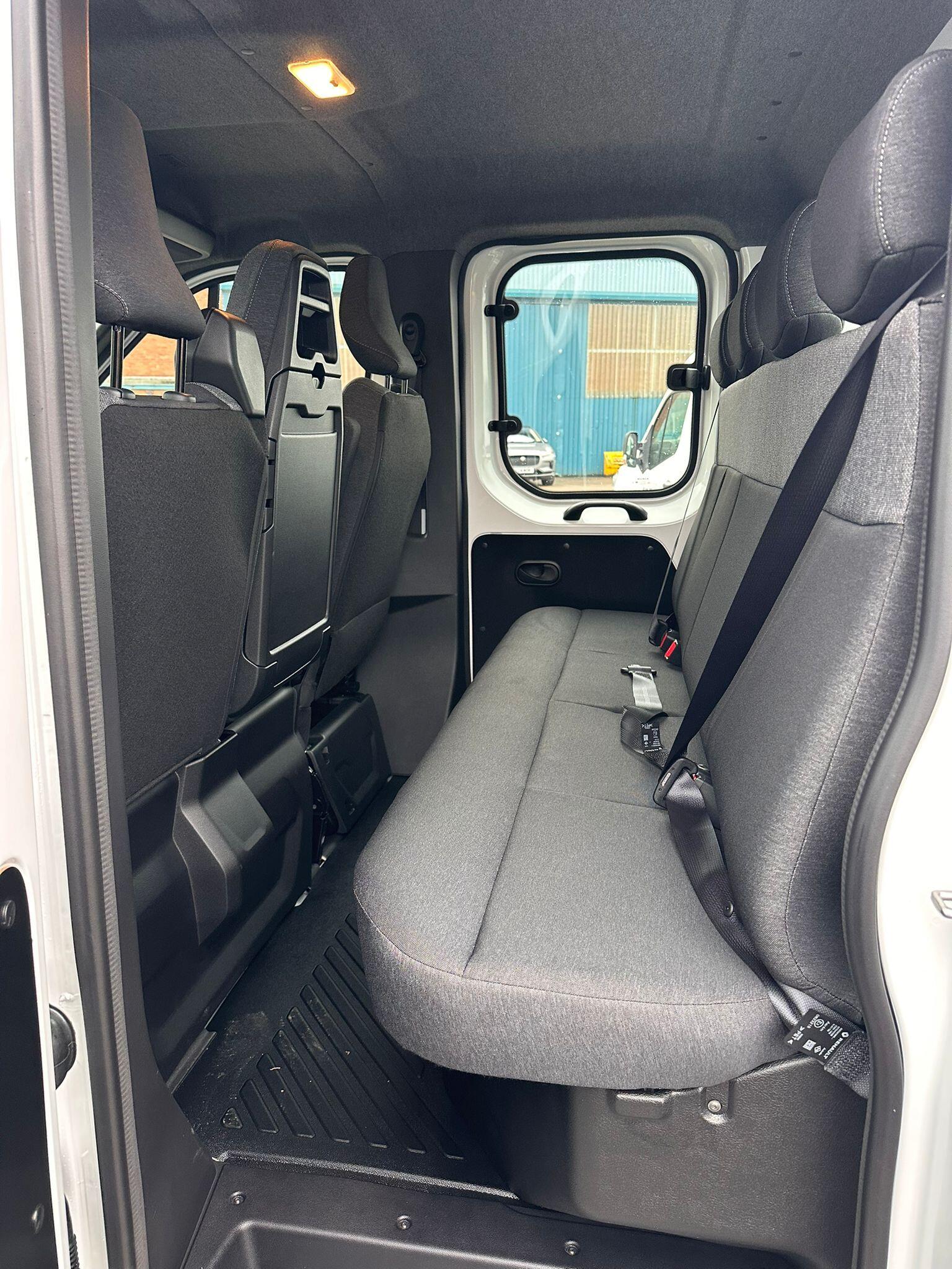 Nissan Interstar 2.0 dCi 35 Acenta Chassis Double Cab 4dr Diesel Manual L3 Euro 6 (s/s) (150 ps)