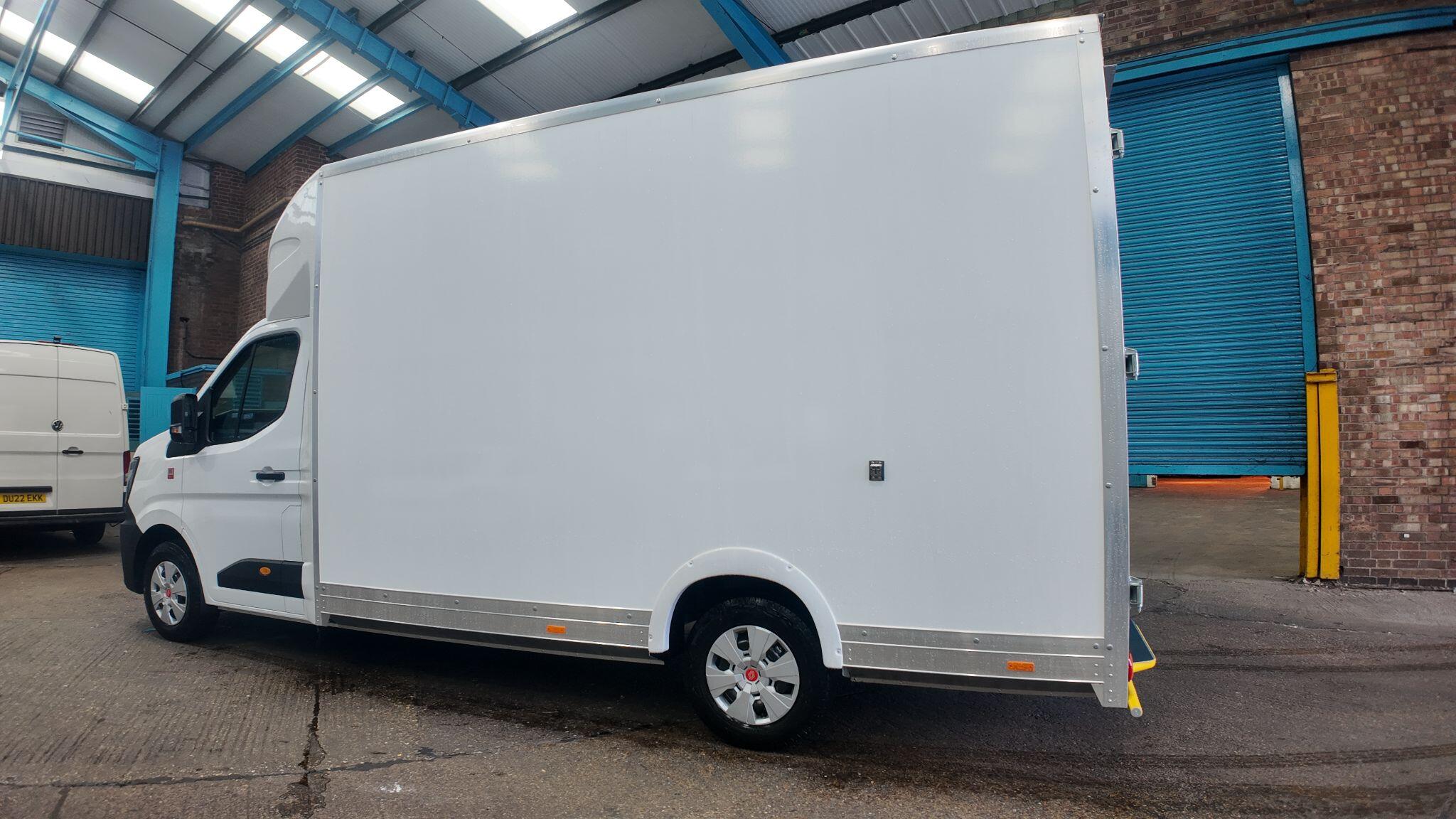 Renault Master 2.0 dCi LL35 Advance Platform Cab L3 H1 Euro 6 (s/s) 2dr