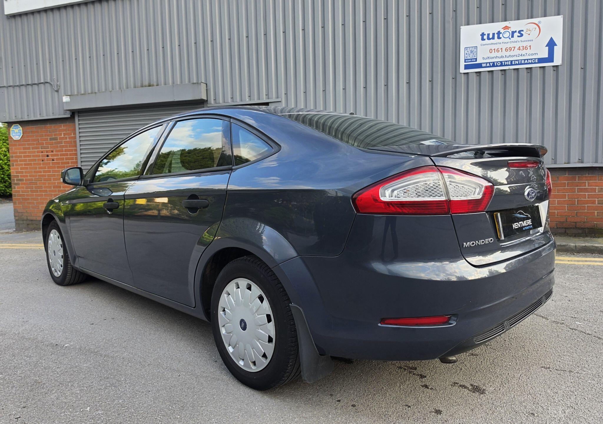 2013 Ford Mondeo 1.6 TDCi ECOnetic Edge Euro 5 (s/s) 5dr