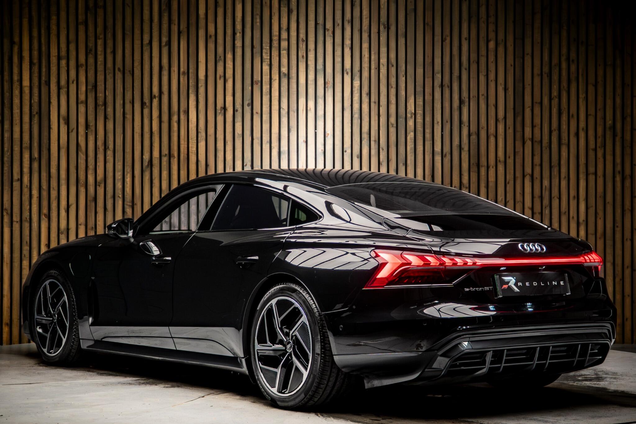 2022 AUDI E-TRON GT 93.4kWh Vorsprung Auto quattro 4dr 3