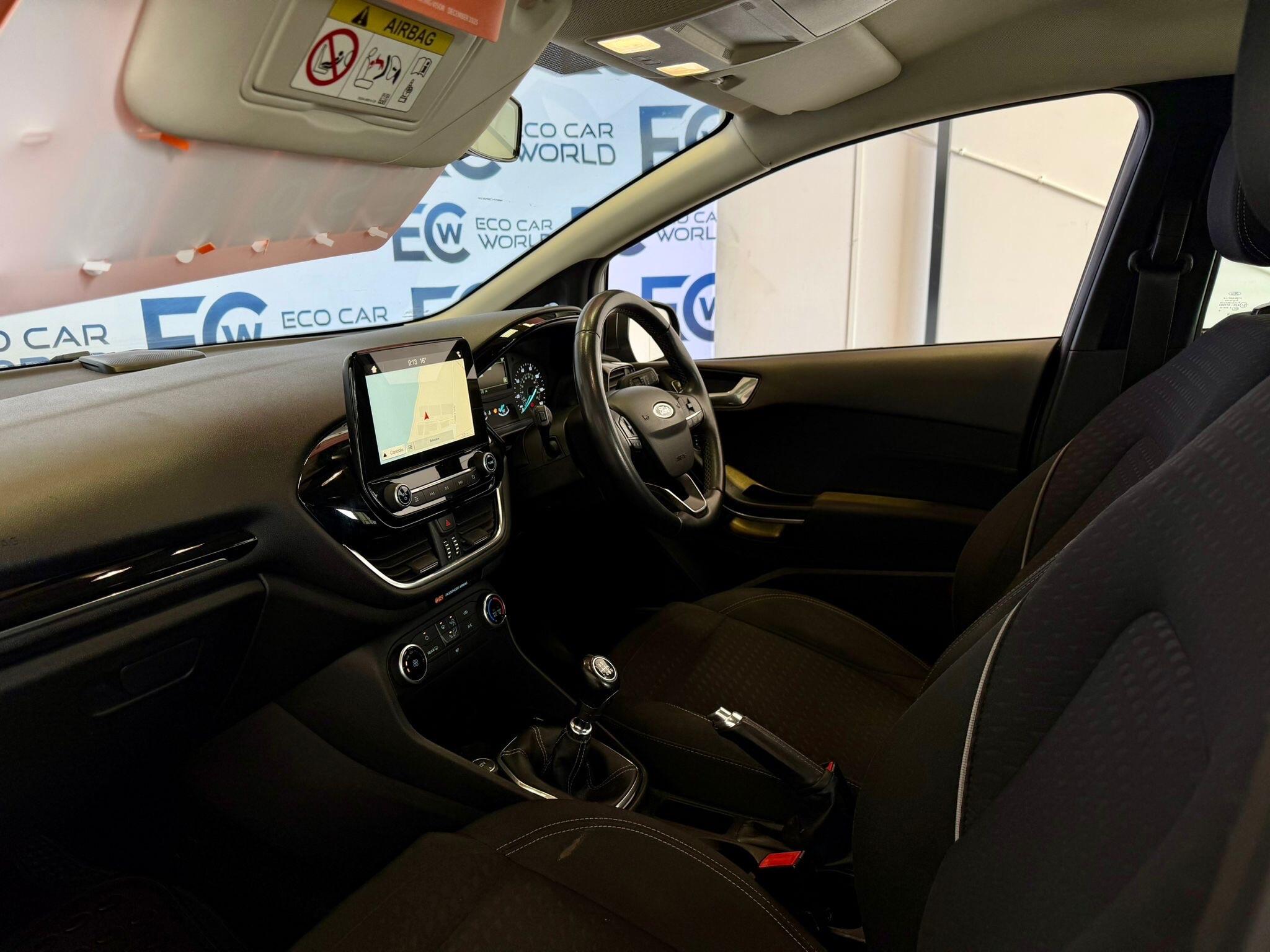 Ford Fiesta - photo 12