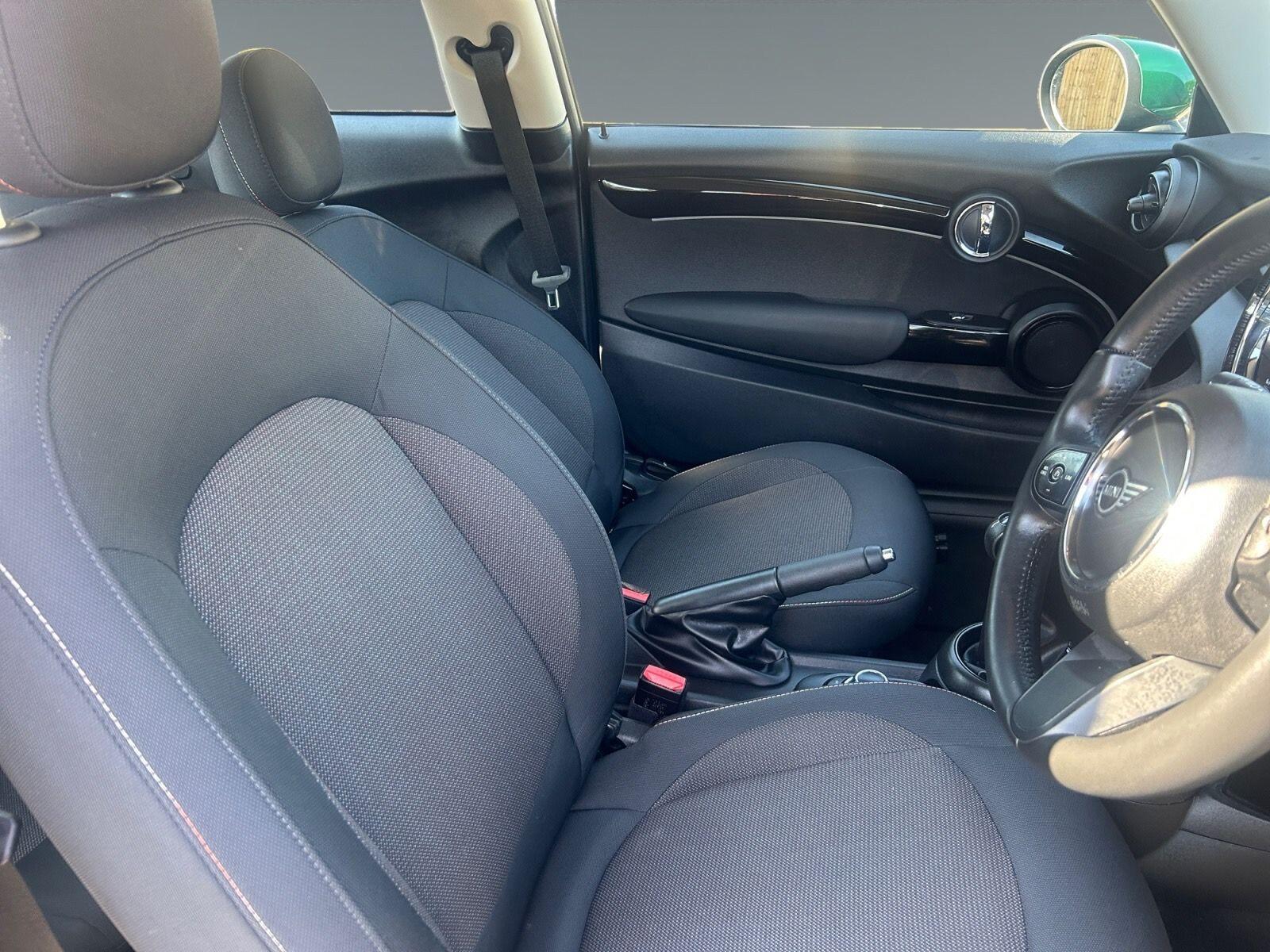 2021 MINI Hatch 1.5 One Classic Euro 6 (s/s) 3dr