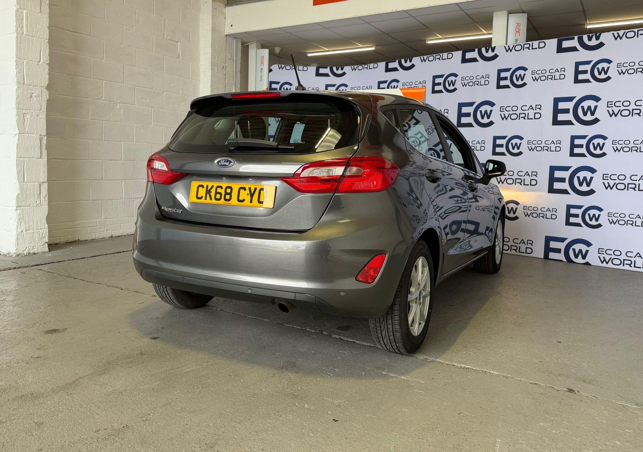 Ford Fiesta - photo 10