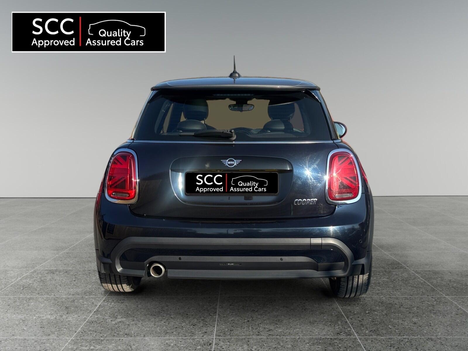 2023 MINI Hatch 1.5 Cooper Exclusive Steptronic Euro 6 (s/s) 3dr