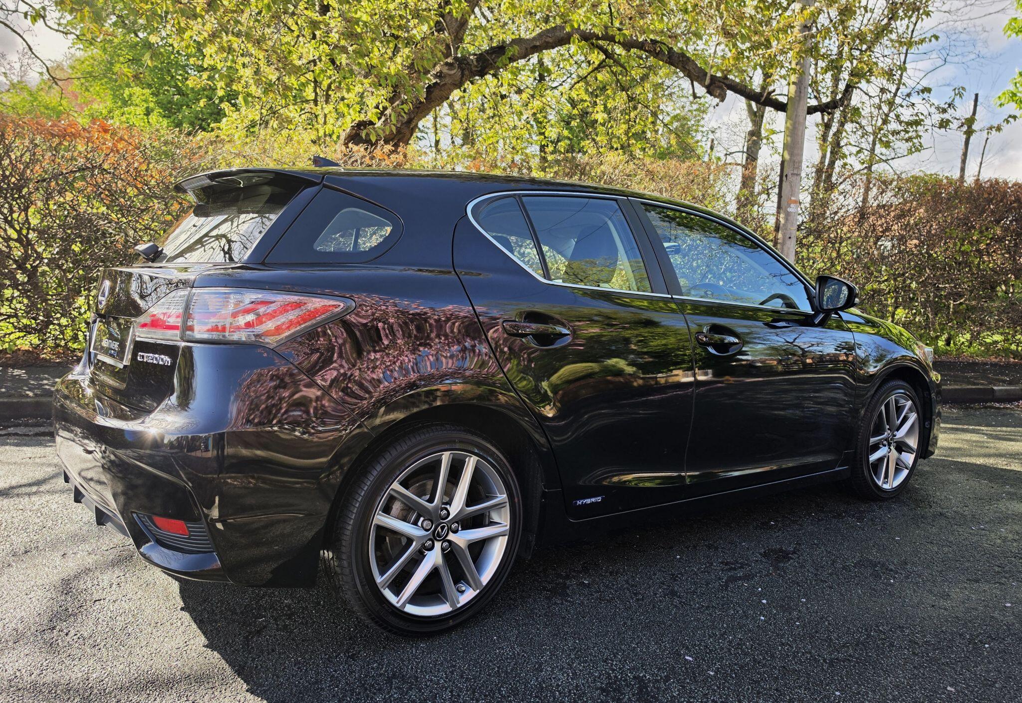 2017 Lexus CT 1.8 200h Executive Edition CVT Euro 6 (s/s) 5dr