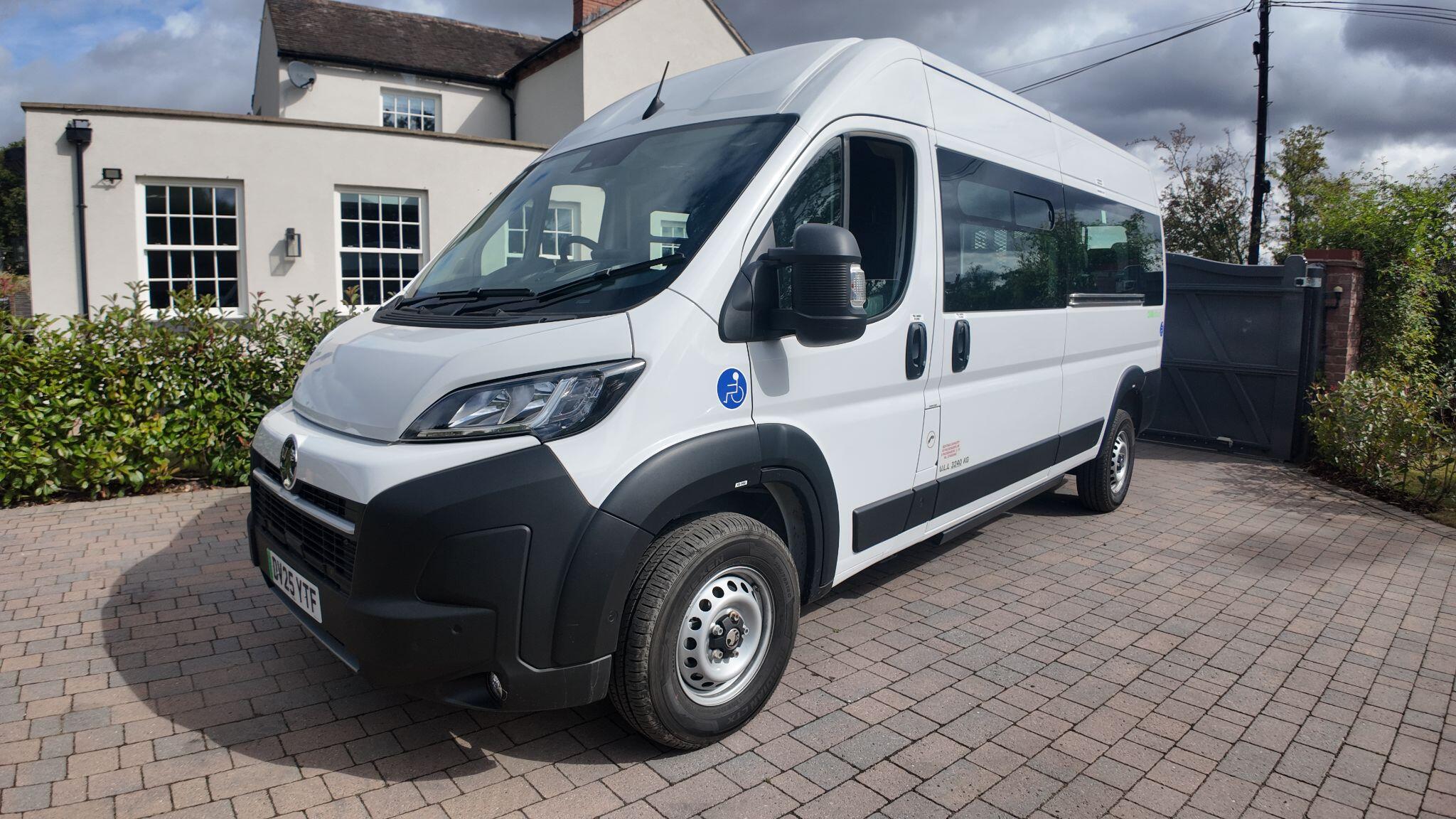 Vauxhall Movano Electric 4250 HD 110kWh Prime Auto L4 H2 5dr (11kW Charger)