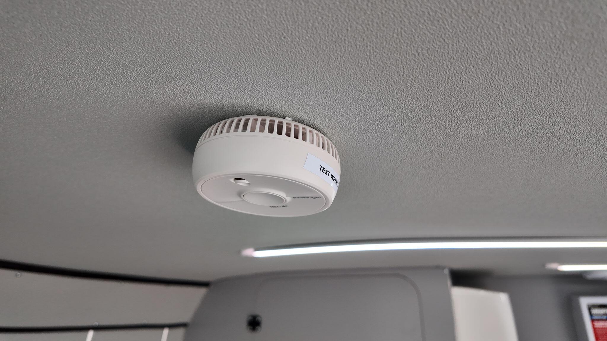 MAXUS Deliver 9 2.0 D20 FWD L3 H2 Euro 6 (s/s) 5dr