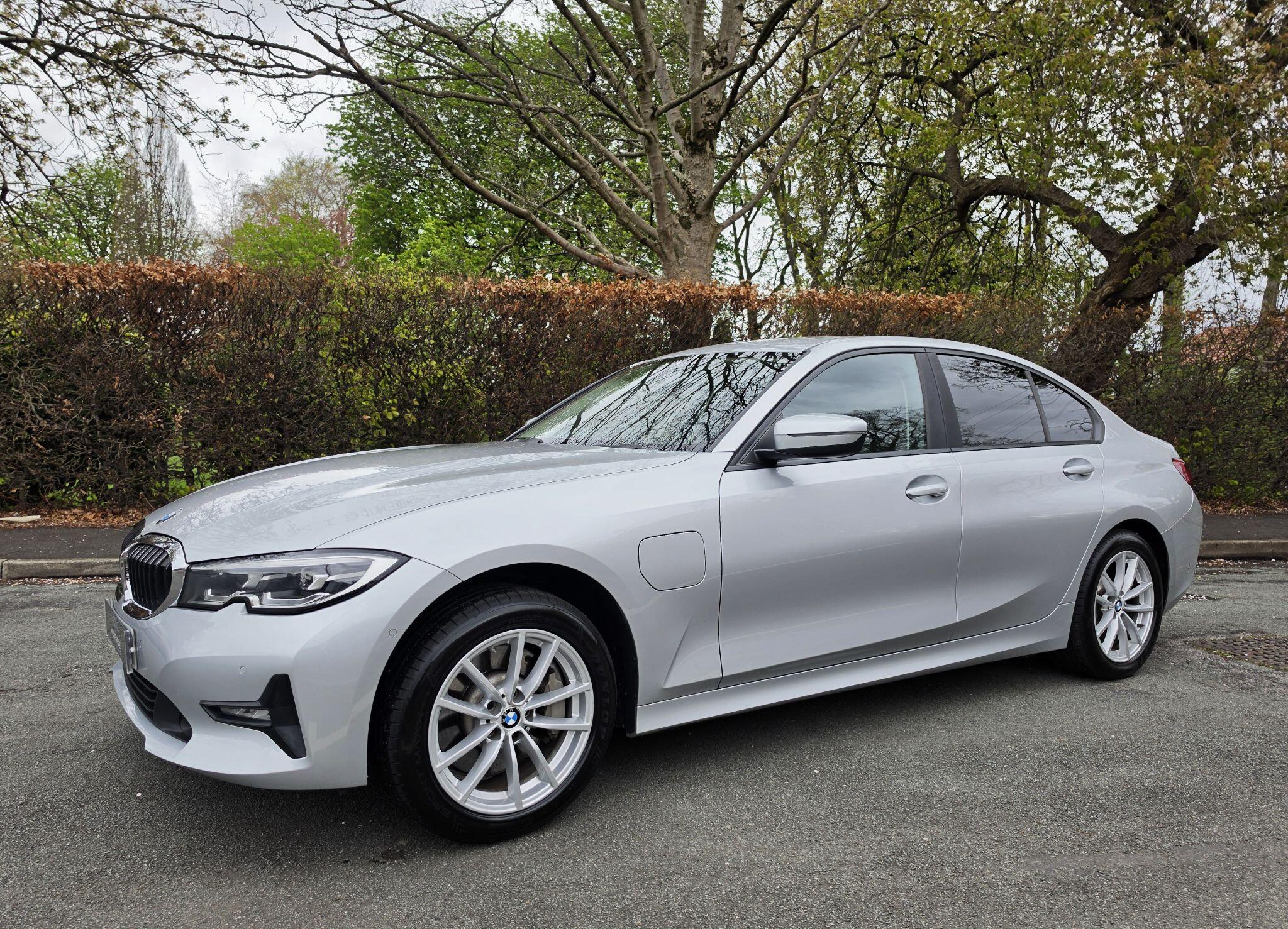 2019 BMW 3 Series 2.0 330e 12kWh SE Pro Auto Euro 6 (s/s) 4dr