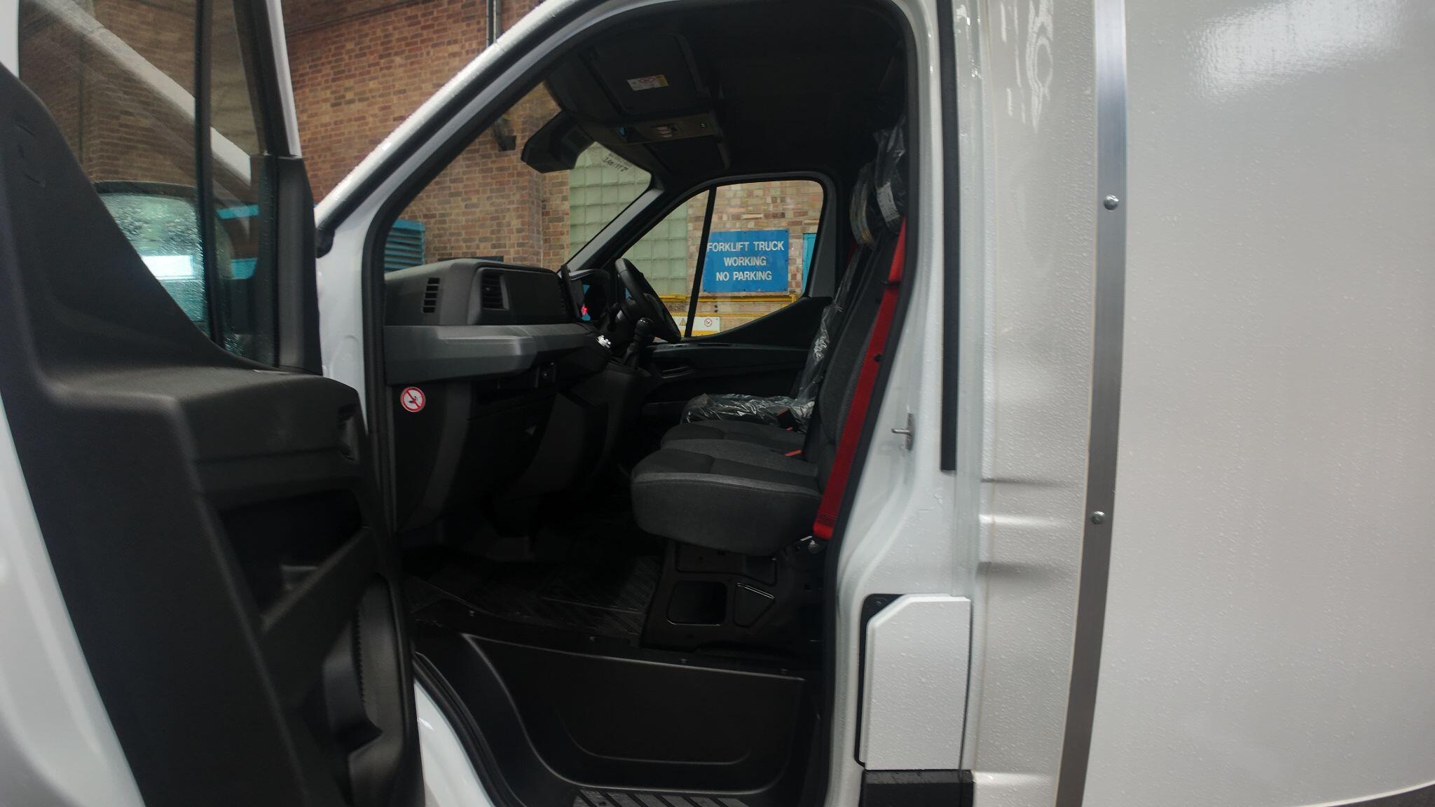 Renault Master 2.0 dCi LL35 Advance Platform Cab L3 H1 Euro 6 (s/s) 2dr