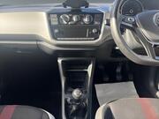 2017 Volkswagen up! 1.0 High up! Euro 6 (s/s) 5dr - Image 19
