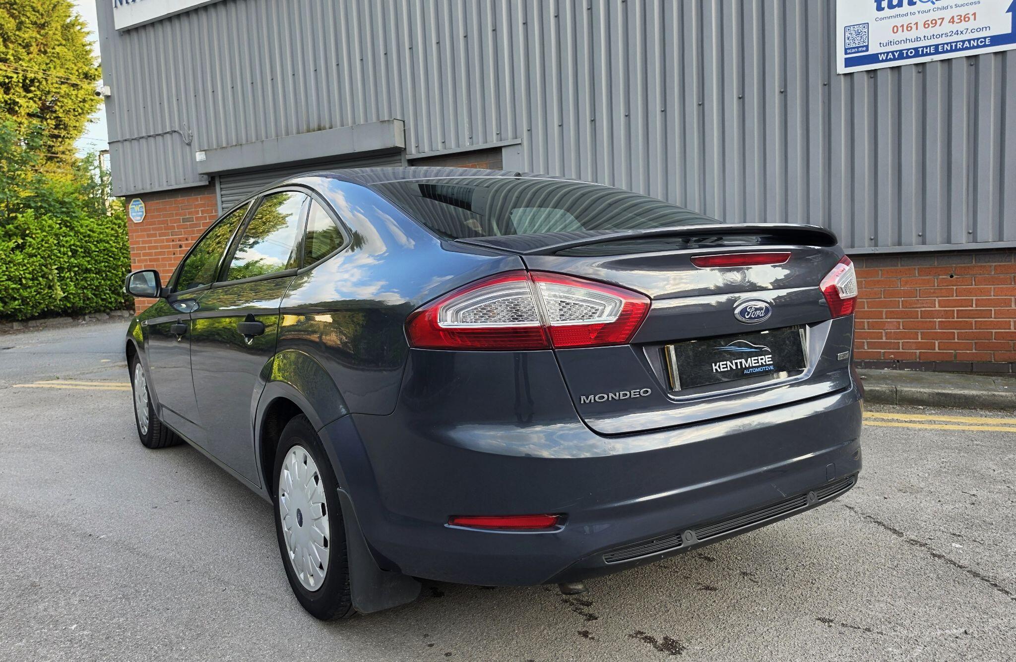 2013 Ford Mondeo 1.6 TDCi ECOnetic Edge Euro 5 (s/s) 5dr