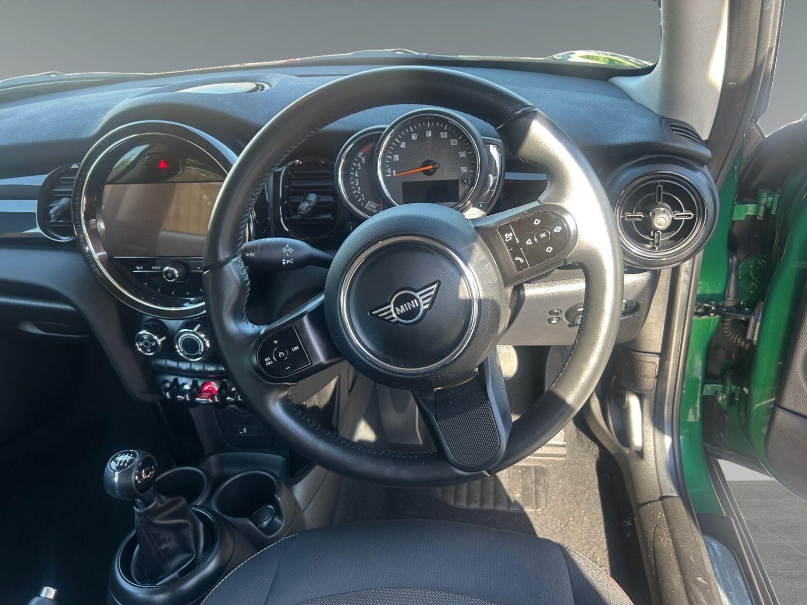 2021 MINI Hatch 1.5 One Classic Euro 6 (s/s) 3dr
