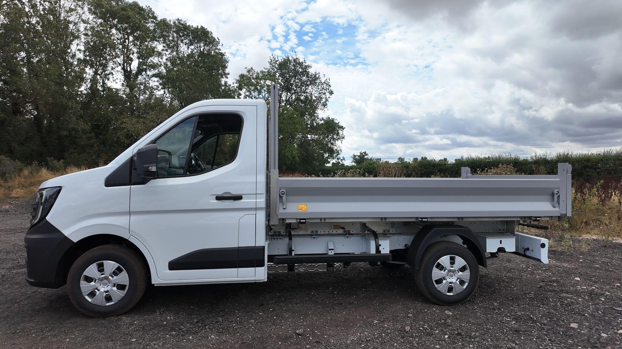 Nissan Interstar 2.0 dCi 35 Acenta L2 Euro 6 (s/s) 2dr