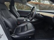 2021 Tesla Model 3 Standard Range Plus Auto RWD 4dr - Image 24