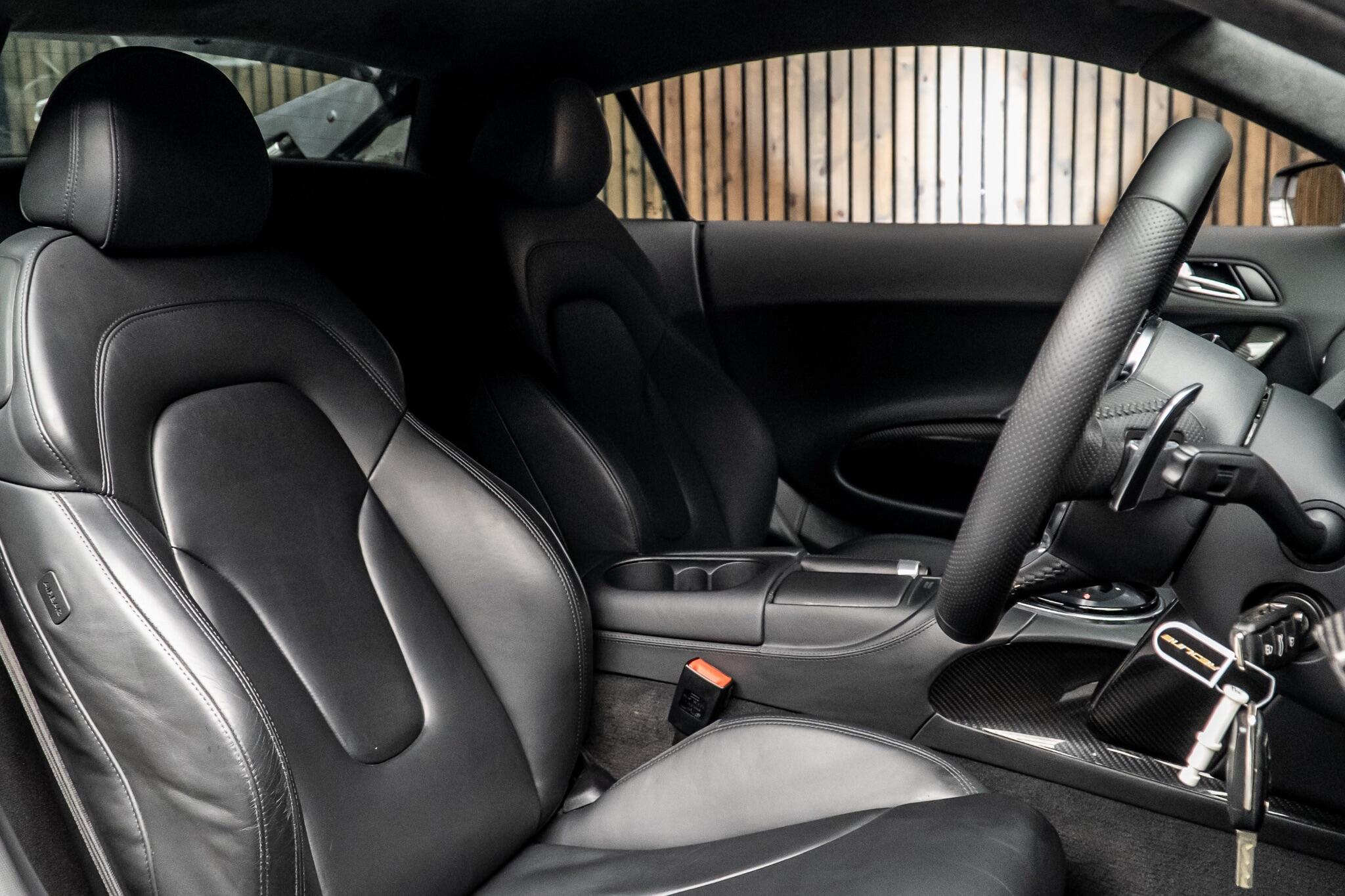 2013 AUDI R8 5.2 FSI V10 Plus S Tronic quattro Euro 5 2dr 2