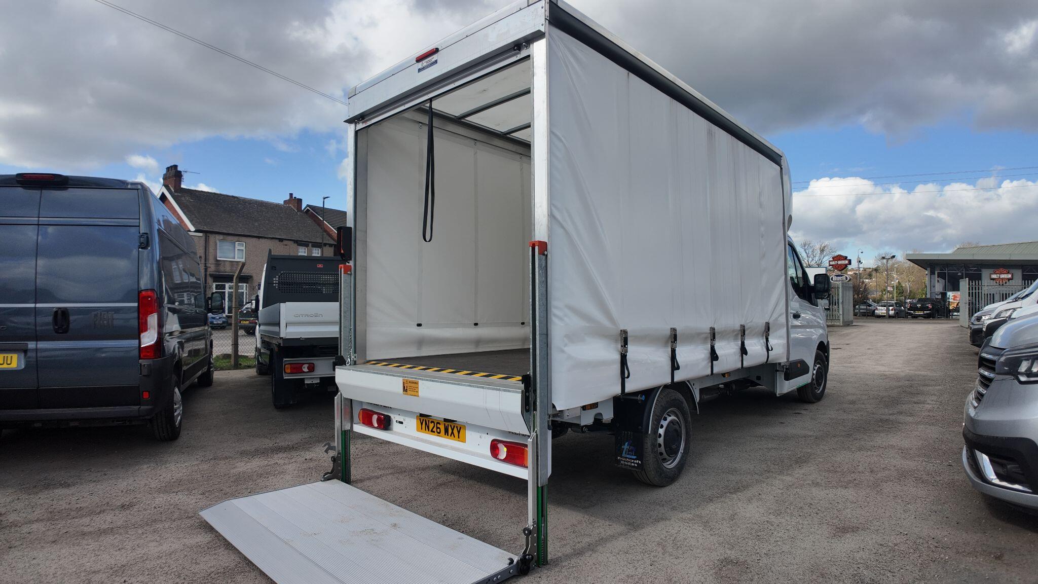 Renault Master 2.0 dCi LL35 Advance L3 H1 Euro 6 (s/s) 2dr