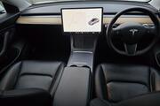 2021 Tesla Model 3 Standard Range Plus Auto RWD 4dr - Image 23