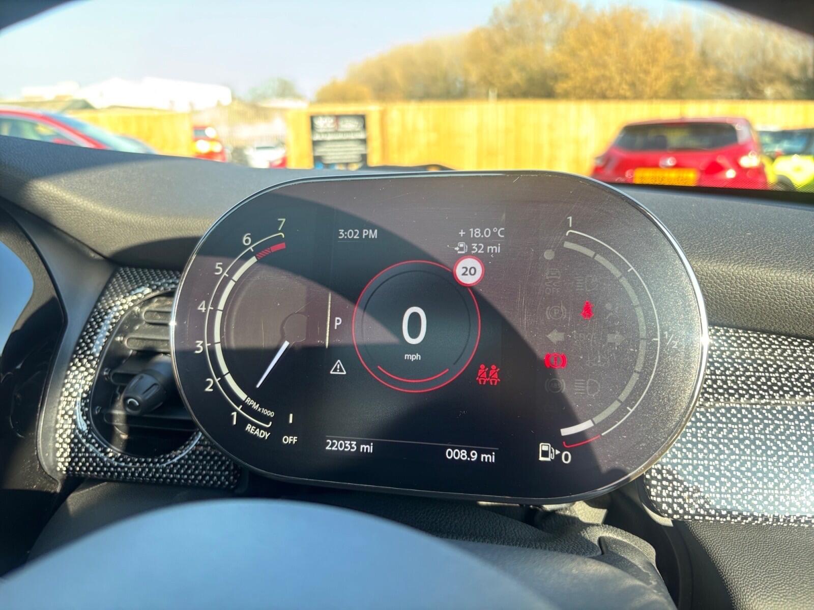 2023 MINI Hatch 1.5 Cooper Exclusive Steptronic Euro 6 (s/s) 3dr