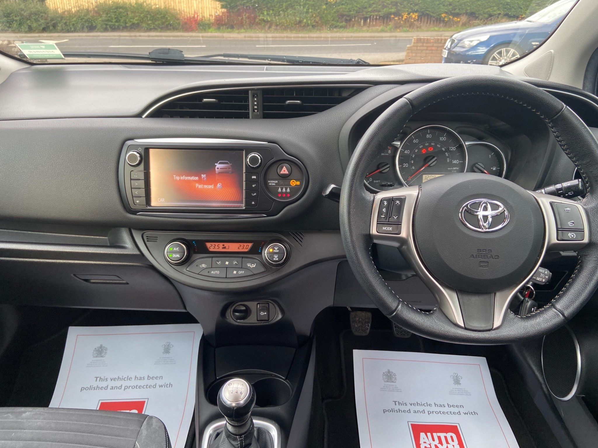 Used Toyota Yaris for sale