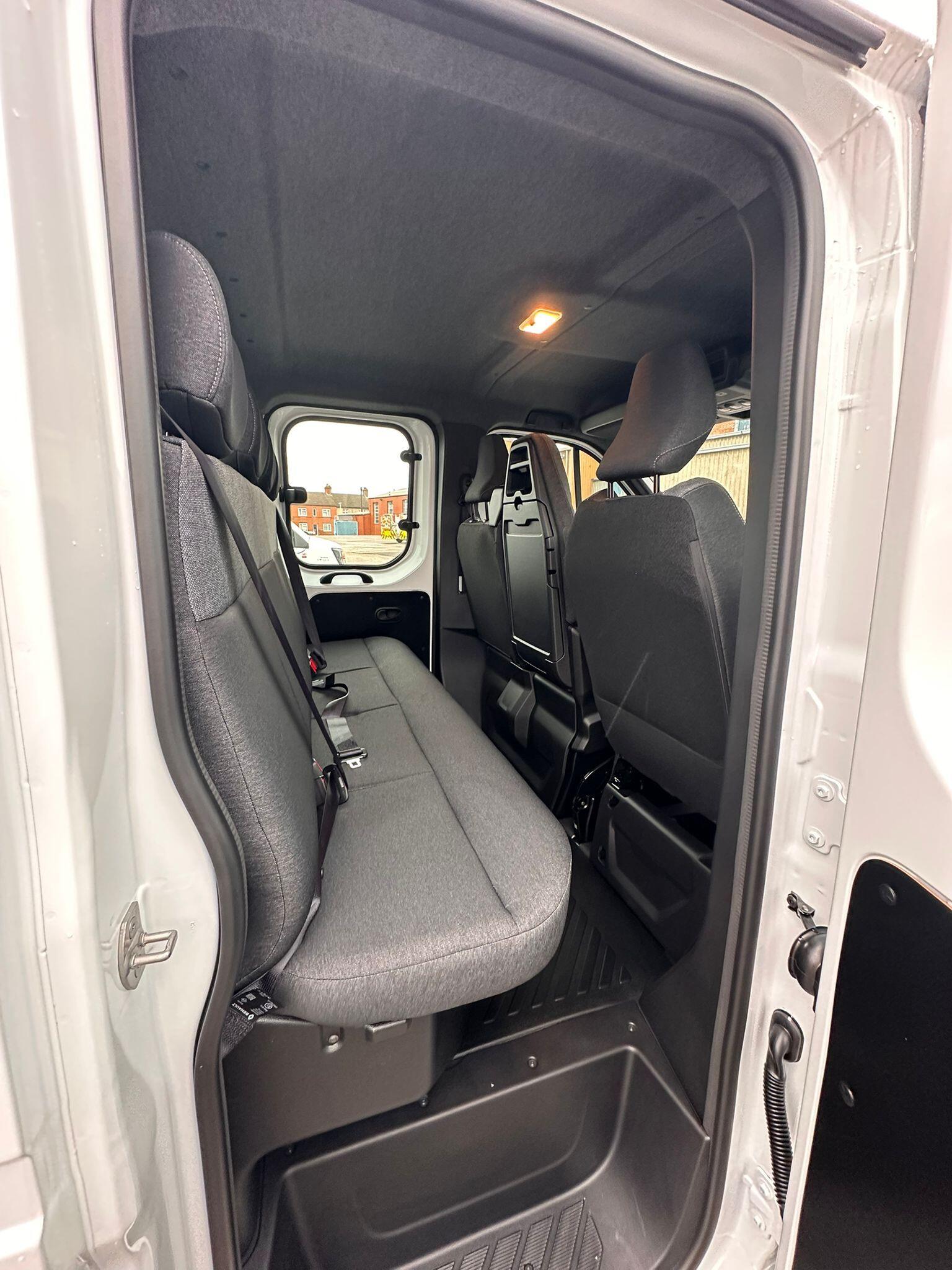 Nissan Interstar 2.0 dCi 35 Acenta Chassis Double Cab 4dr Diesel Manual L3 Euro 6 (s/s) (150 ps)