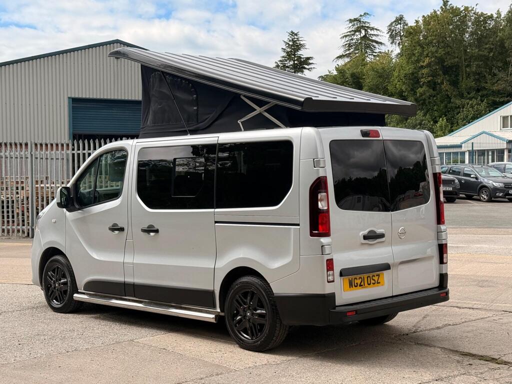 Nissan NV300 Poptop Camper 2.0