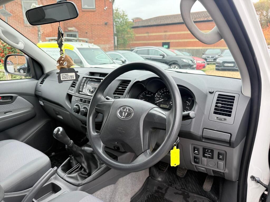 Toyota Toyota hilux  - Thumbnail 8