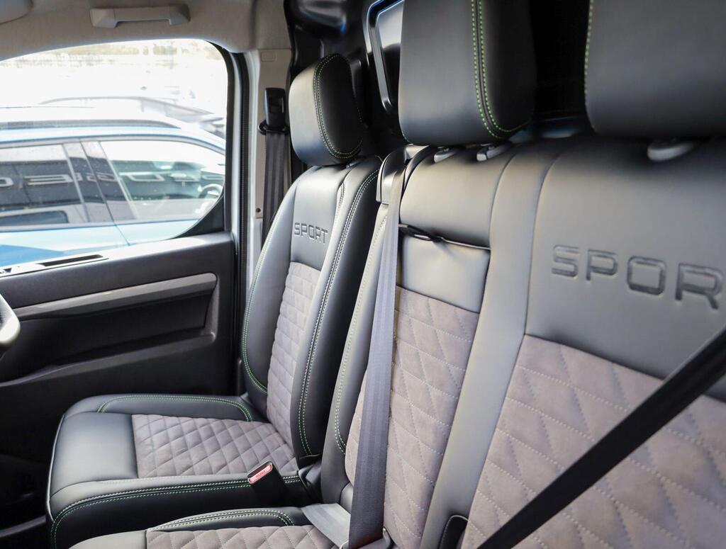 Seat Front Passenger