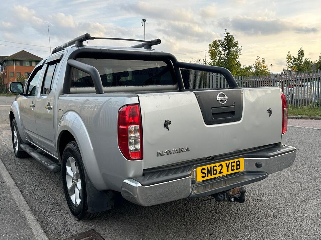 Nissan  Navara - Thumbnail 2