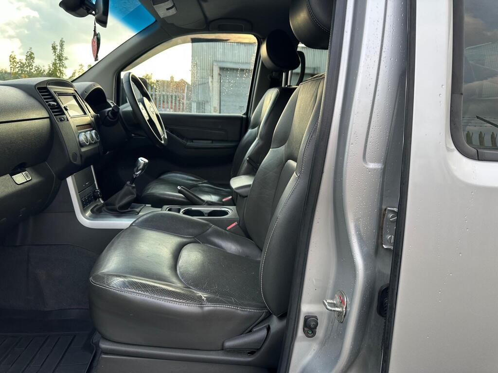 Nissan  Navara - Thumbnail 6