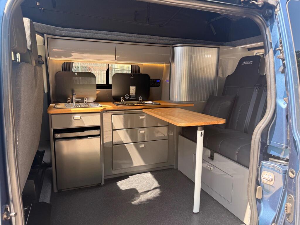 Ford Transit Custom Camper Van 2.0