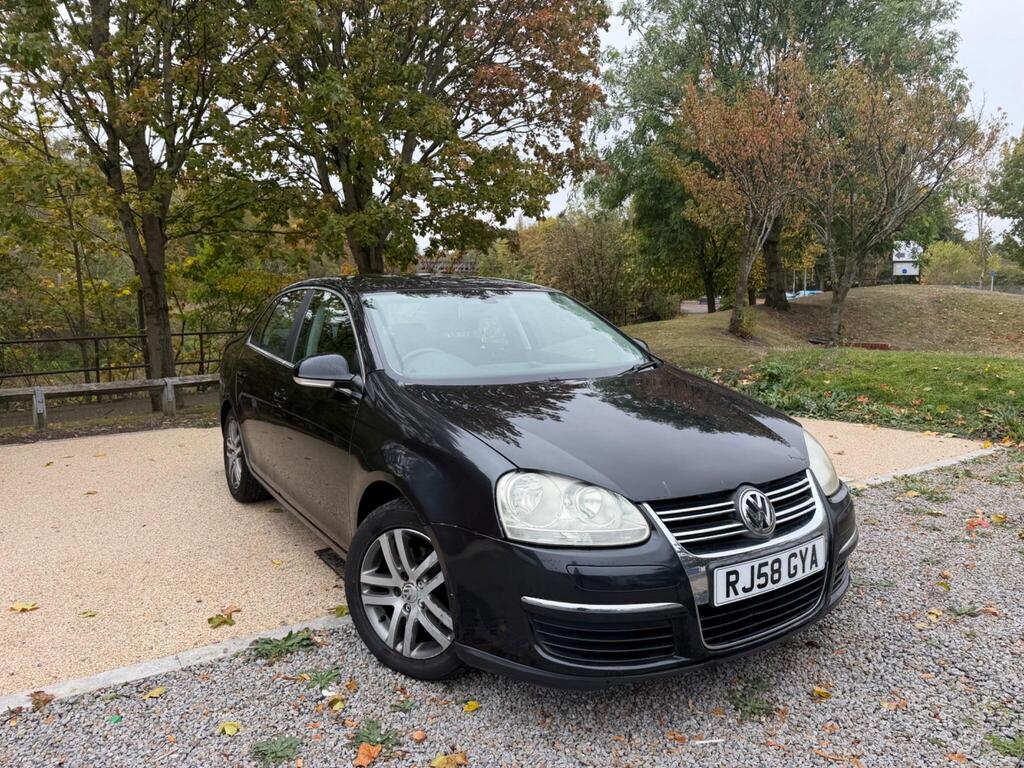 Volkswagen Jetta - photo 1