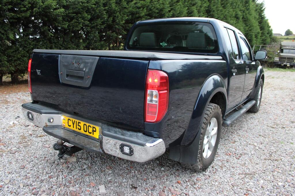 Nissan Navara - Thumbnail 5