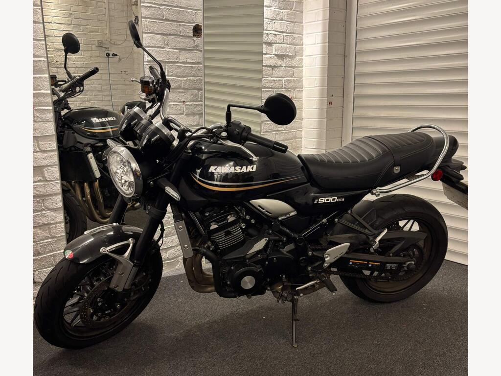 Kawasaki Z900 RS