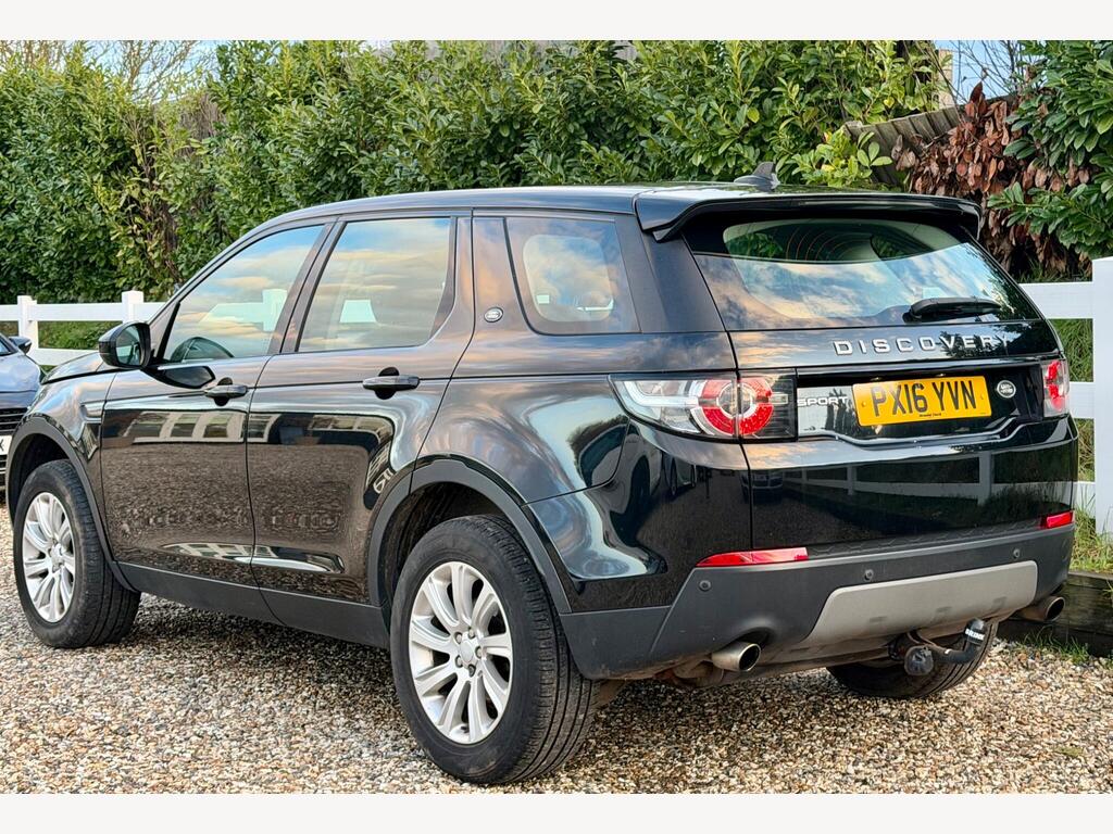 2016 Land Rover Discovery Sport thumbnail 9