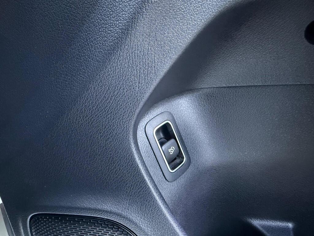 2020 Mercedes-Benz A Class thumbnail 26