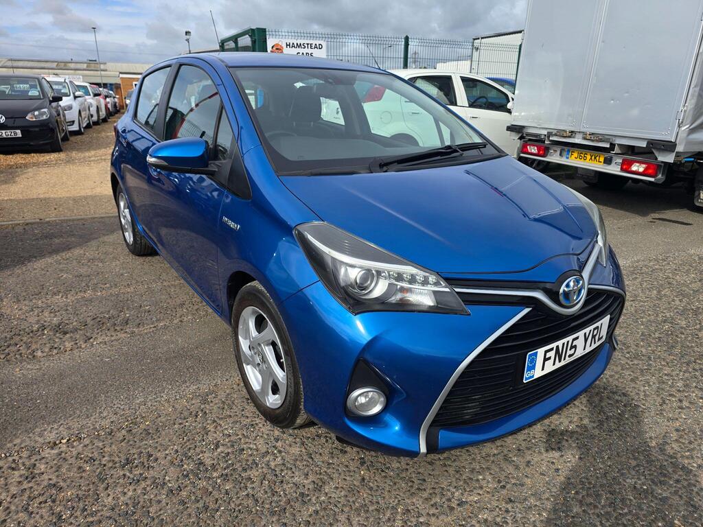 Toyota Yaris Hatchback 1.5 VVT-h Excel E-CVT Euro 6 5dr (15in Alloy)