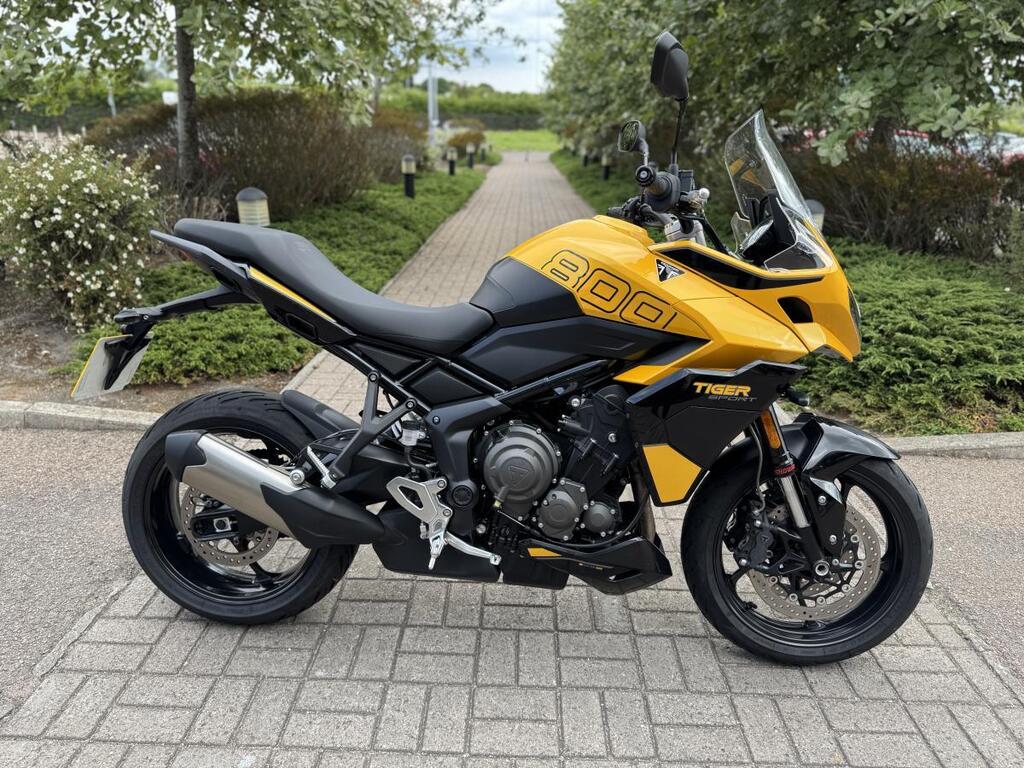 Triumph Tiger Sport 800