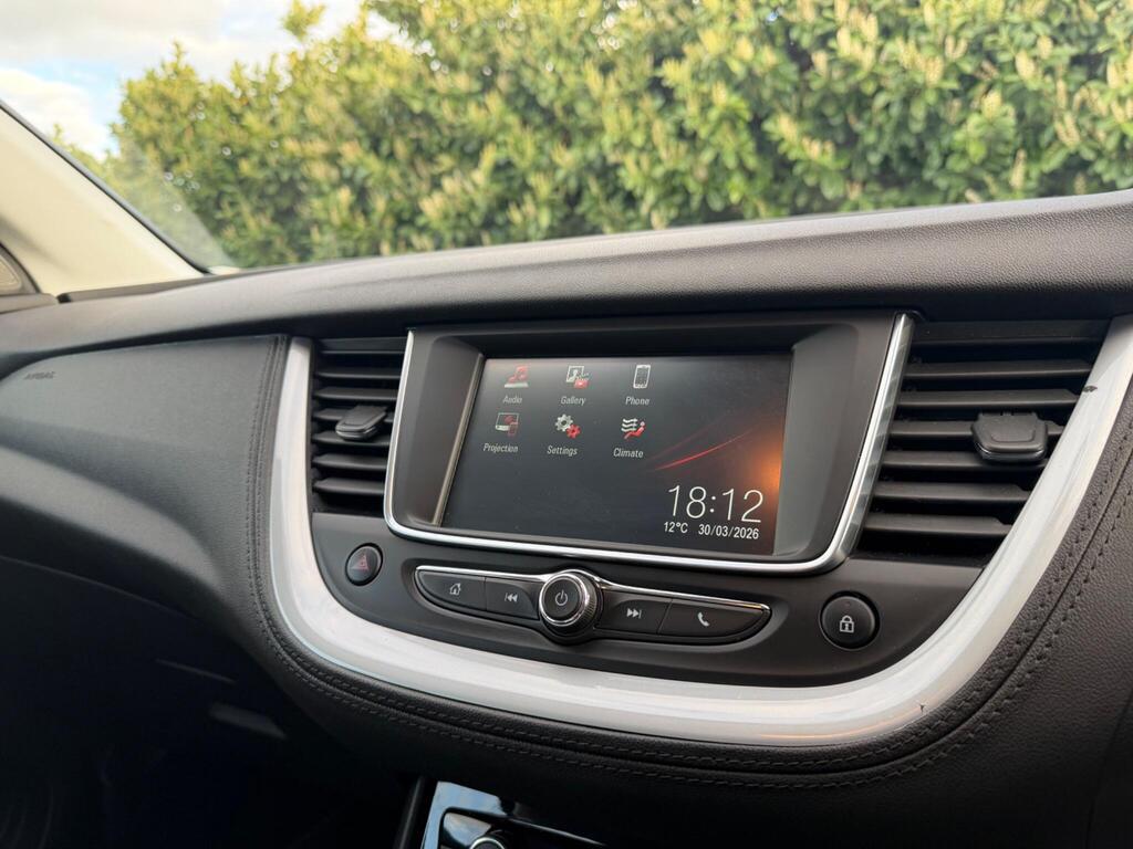 2020 Vauxhall Grandland X thumbnail 21