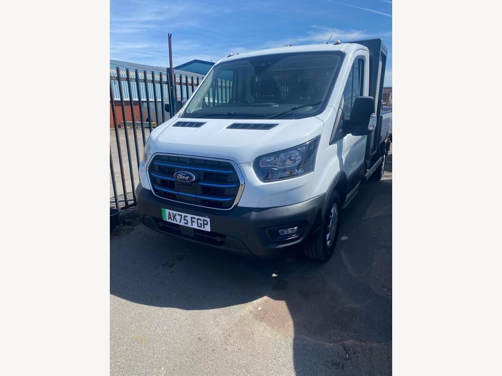 Ford E-Transit Chassis Cab 425 68kWh Trend Auto RWD L3 2dr