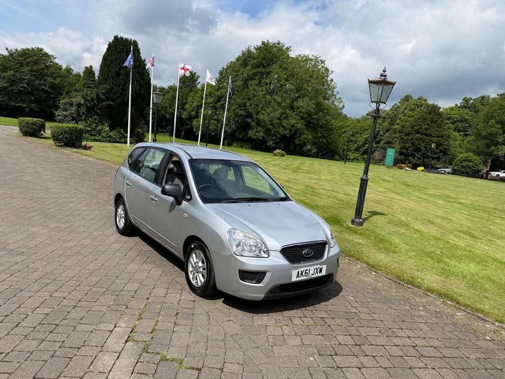 Kia Carens