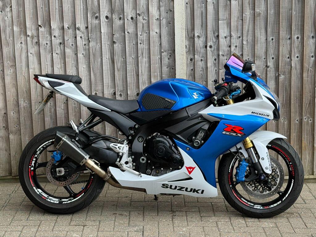 Suzuki GSX-R750